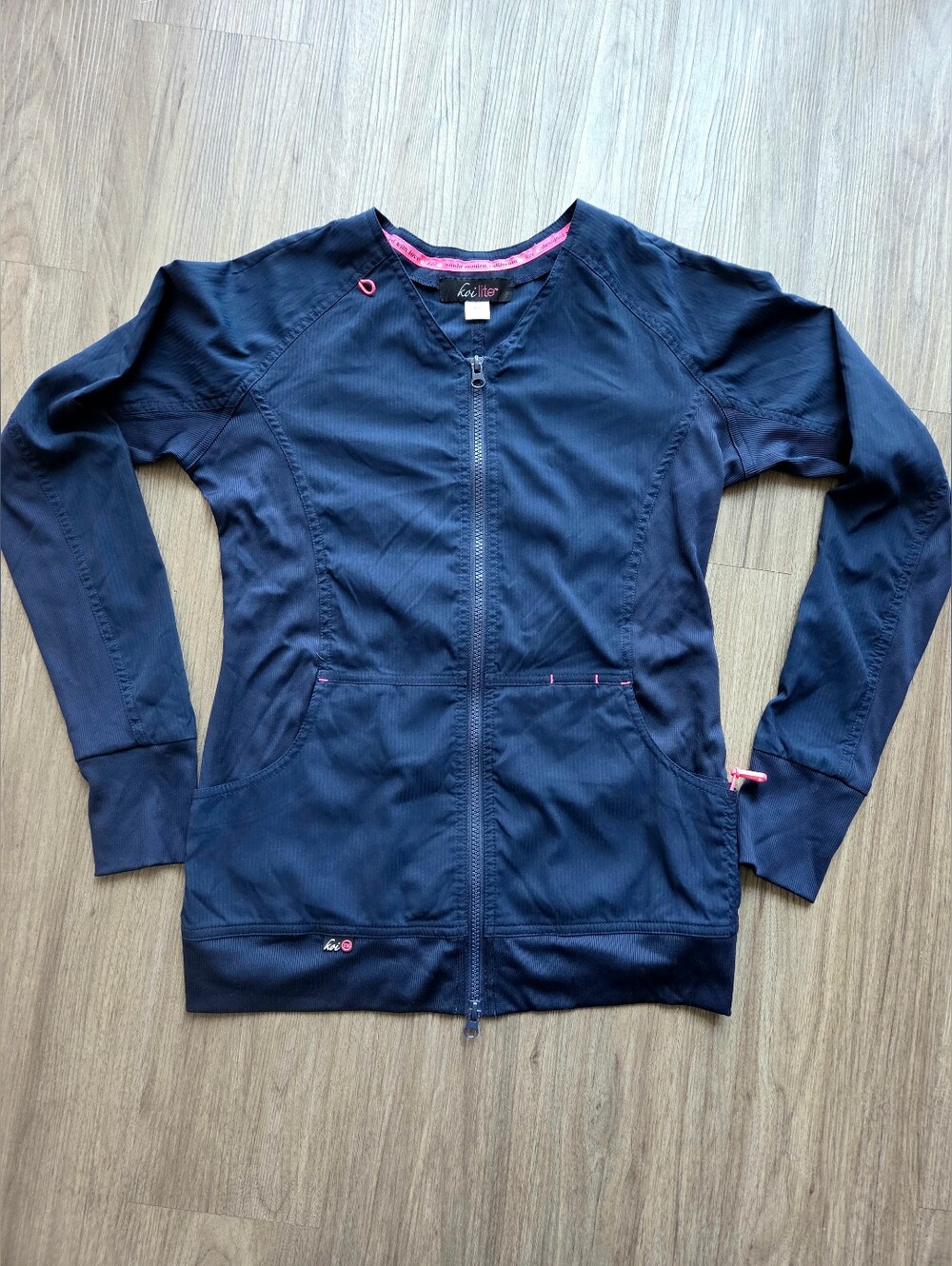 Koi Lite Clarity Ribbed Panel Women's Zip Front Scrub Jacket - Navy Blue. XS